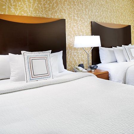 Fairfield Inn & Suites By Marriott Cleveland Beachwood Exterior photo